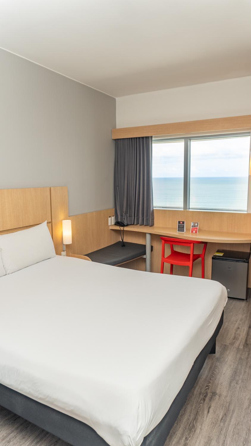 Ibis Cartagena Marbella Hotel Ngoại thất bức ảnh
